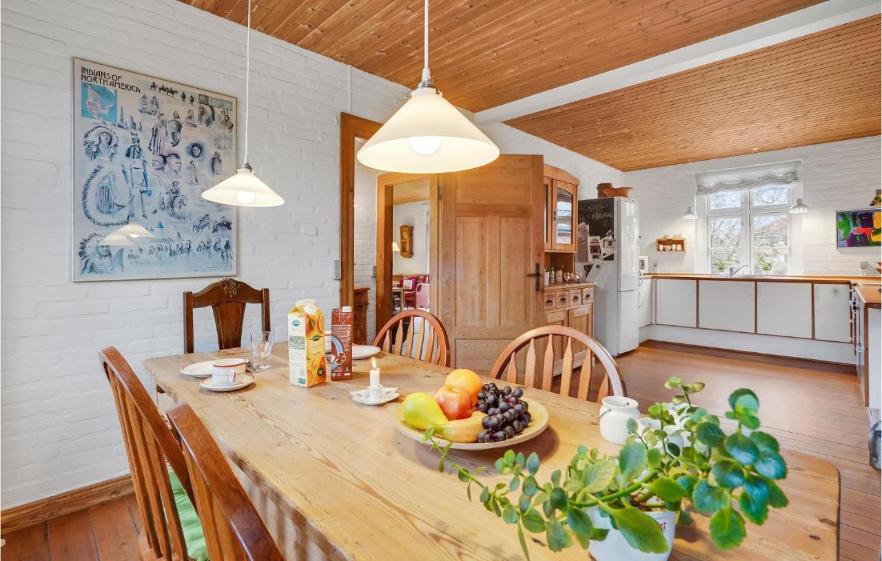 Lovely Home In Sonderborg With Kitchen Buitenkant foto