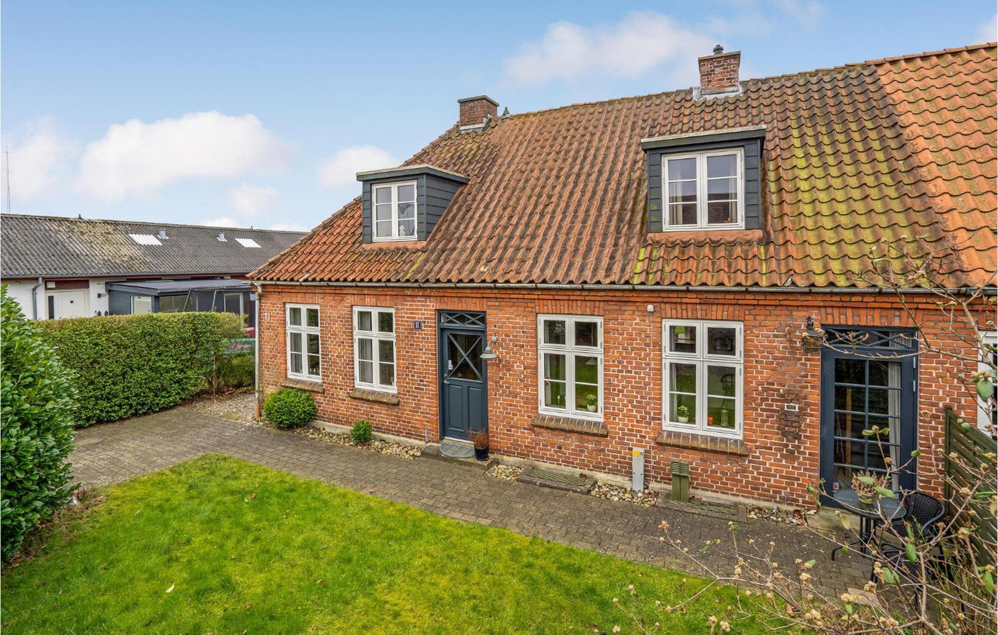 Lovely Home In Sonderborg With Kitchen Buitenkant foto