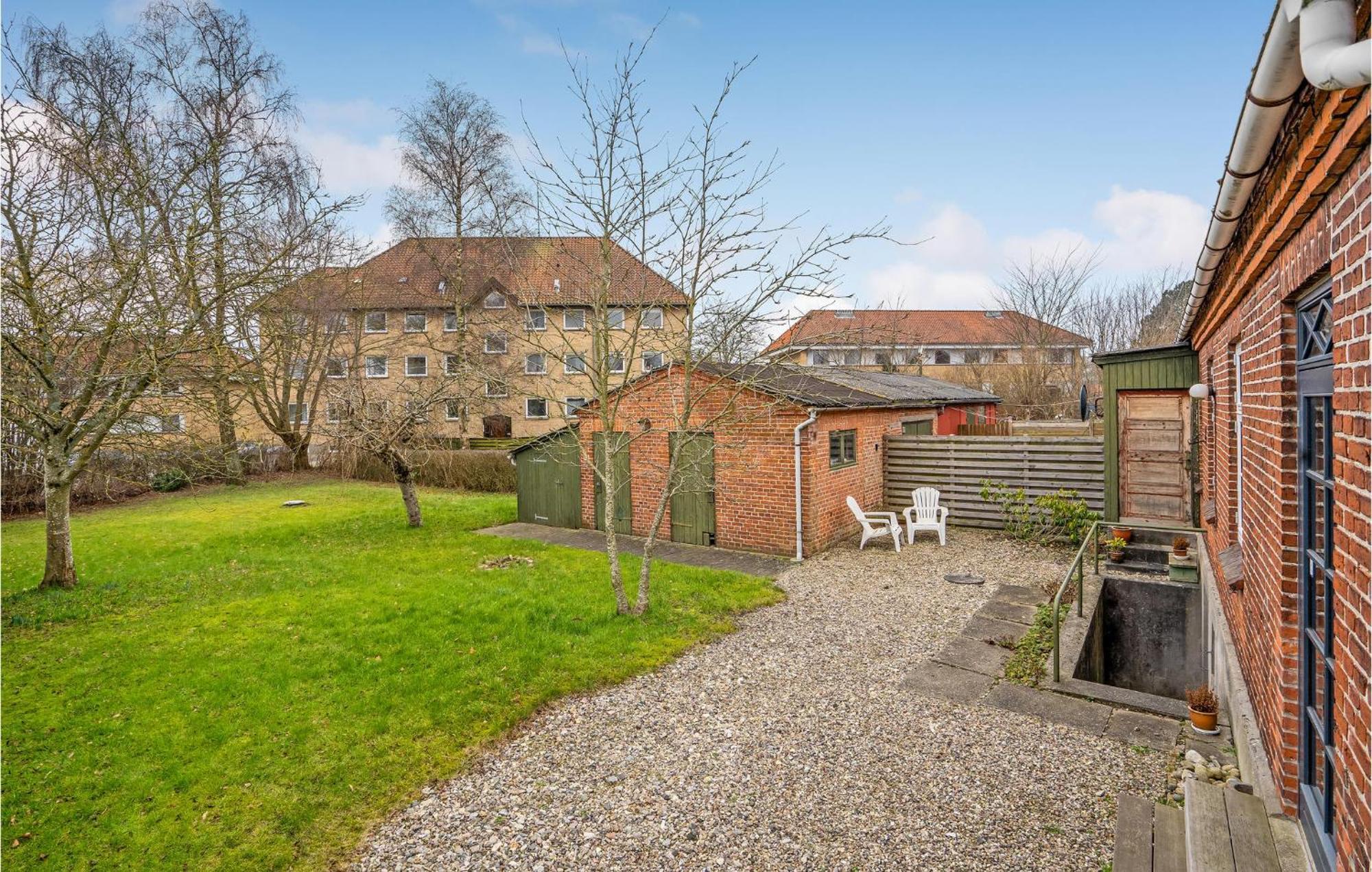 Lovely Home In Sonderborg With Kitchen Buitenkant foto